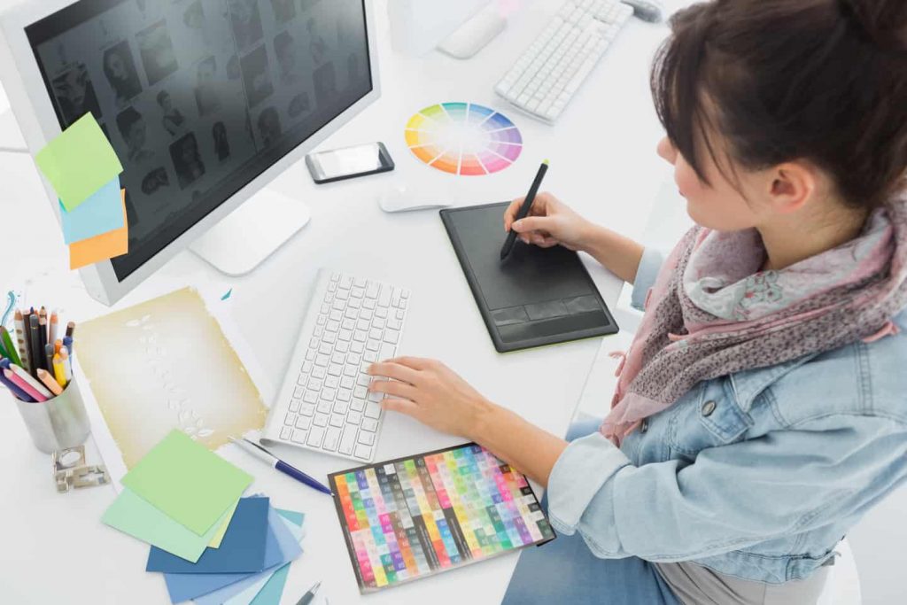 How to Become a Graphic Designer